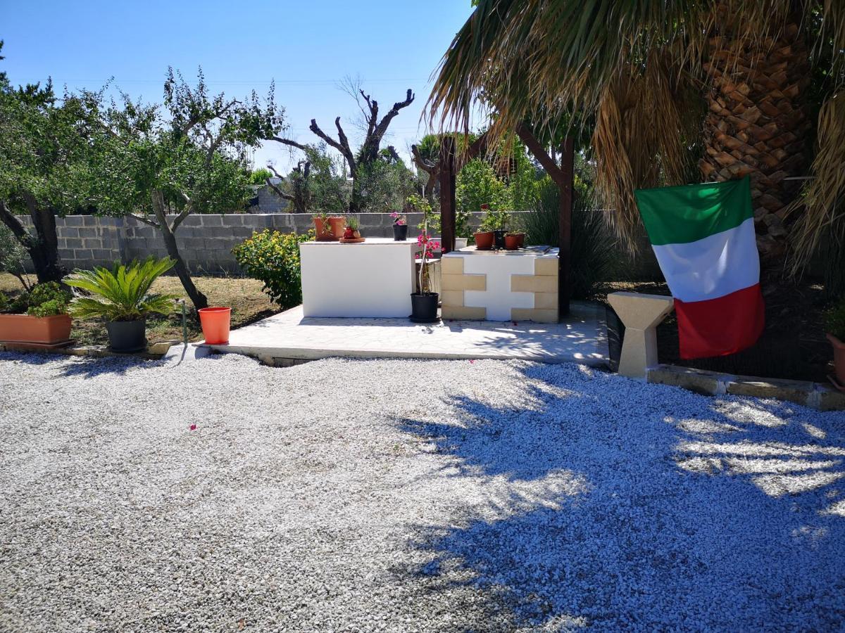 B&B Angolo Magico Parabita Exterior photo