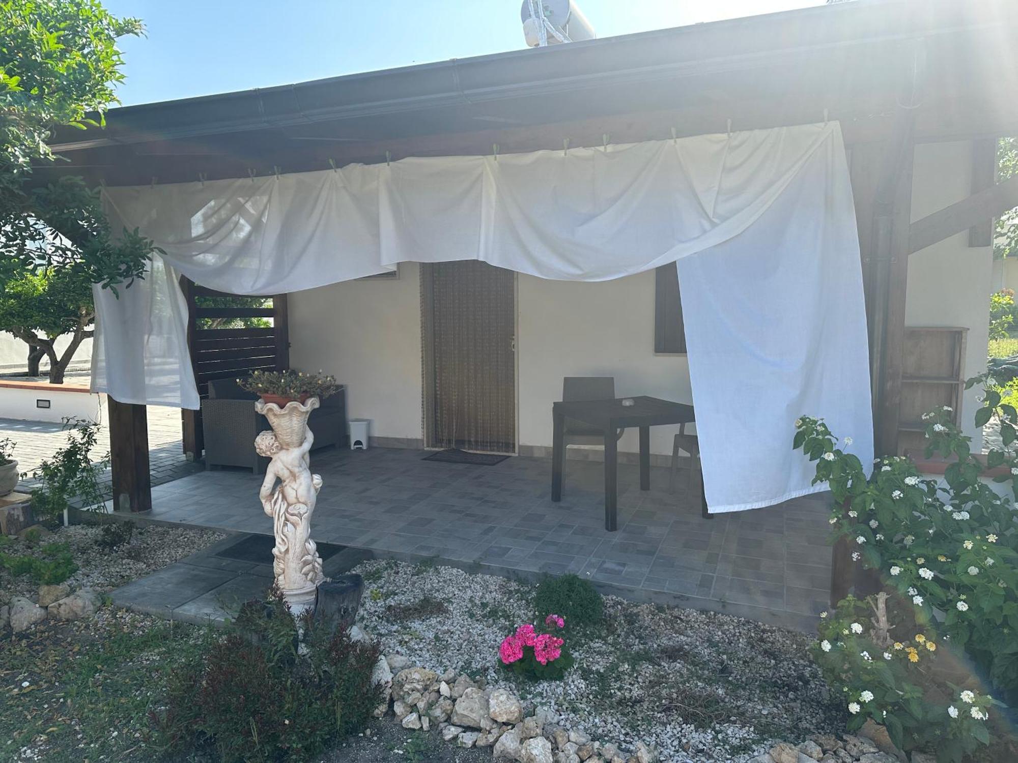 B&B Angolo Magico Parabita Exterior photo